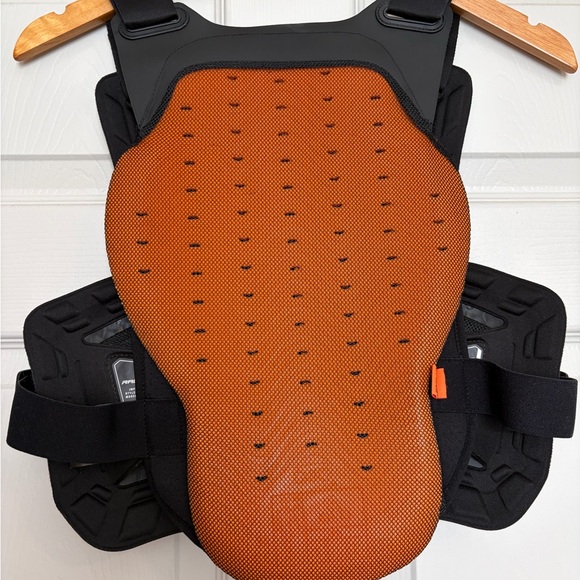 Fox Racing  Chest Guard - Picture 2 of 4